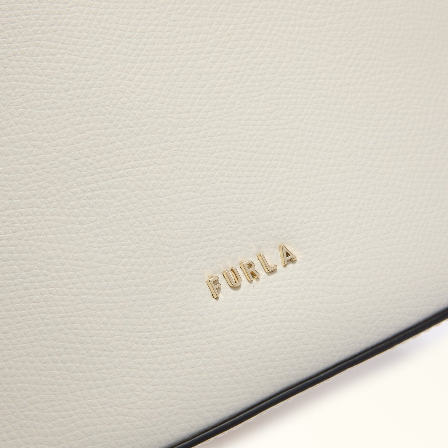 Furla Roxie S Bucket Bag