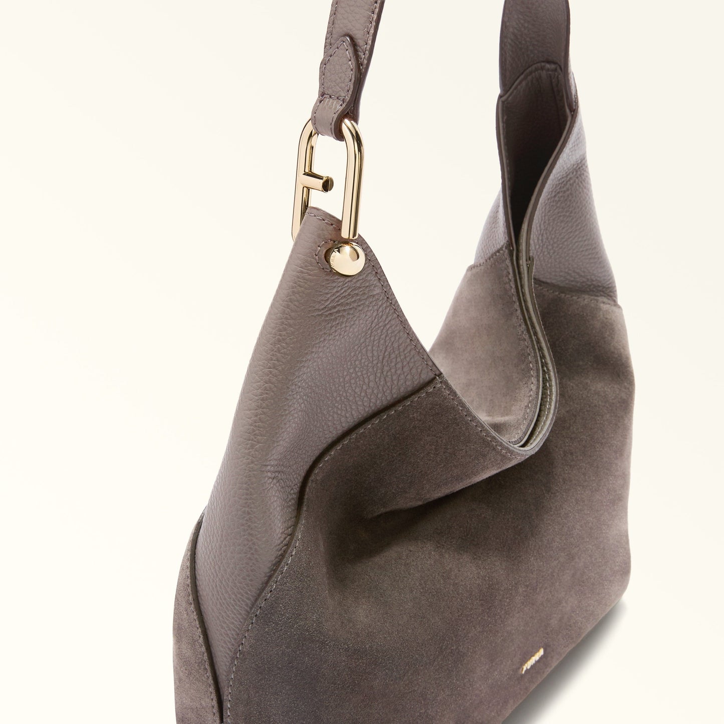 Furla Lara M Hobo
